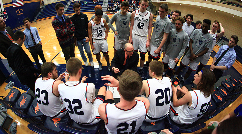 Tim Whittle huddle